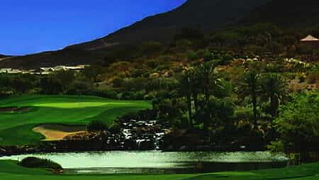 Enjoy Luxor amenities such as golfing at Dragon Ridge Golf Course.