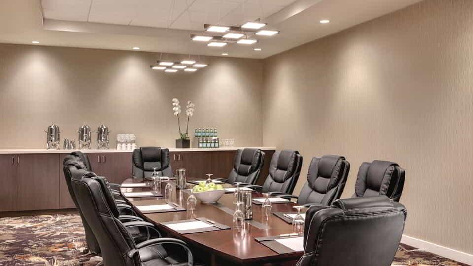 Luxor boardroom set-up is perfect for meetings.